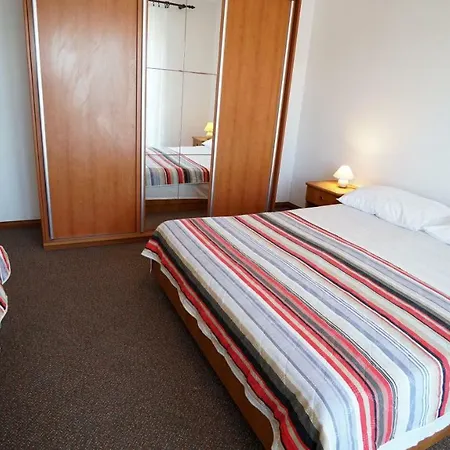 Mira Rogoznica (Sibenik-Knin)