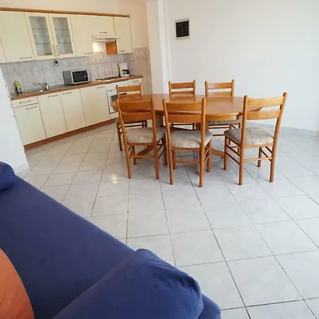Mira Rogoznica (Sibenik-Knin)
